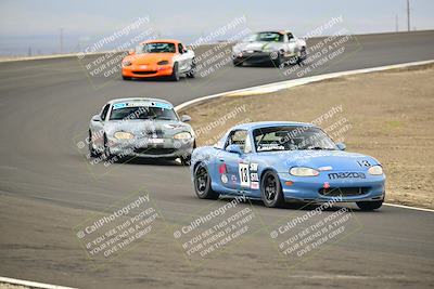 media/Jan-26-2025-CalClub SCCA (Sun) [[cfcea7df88]]/Group 4/Race/